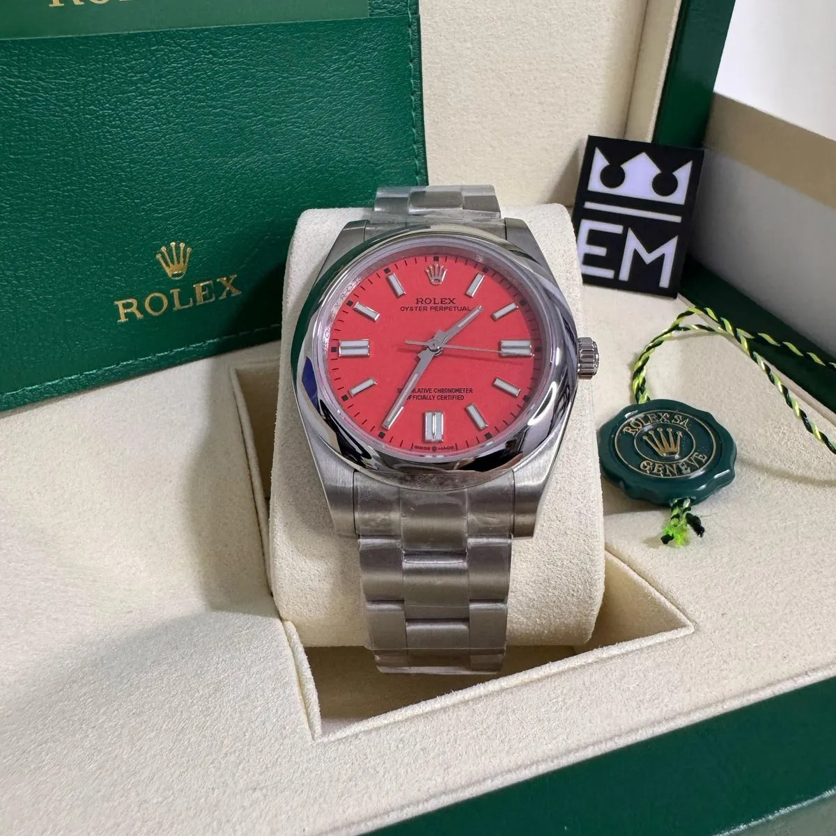 Rolex Oyster Perpetual 41 – Red Dial